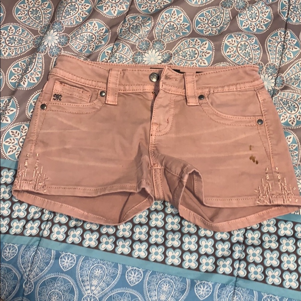 COPY - Miss Me jean shorts!